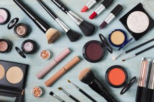 Магазин, за яким стоїть десятиліття роботи з salon-індустрією